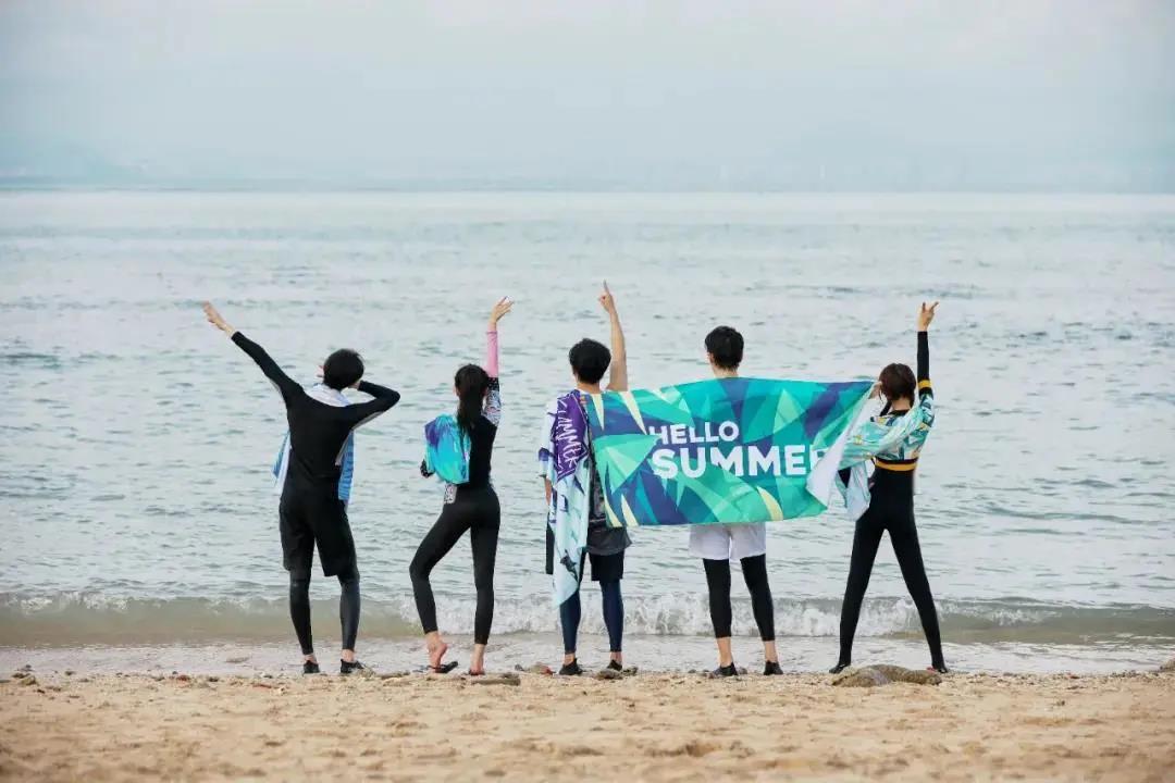 在吗？？？？？？一起来场炎天里的”不心动挑战“