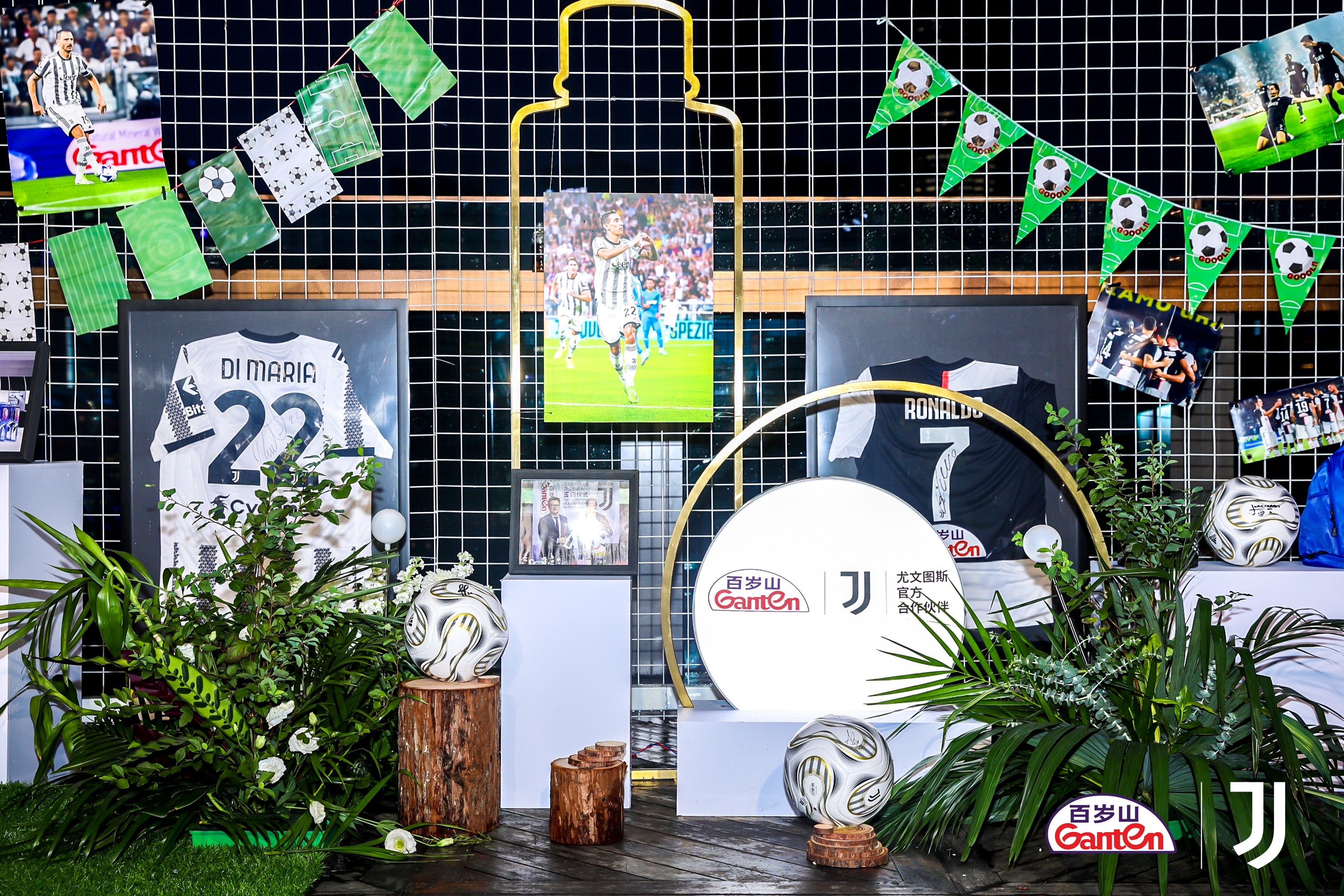 携手六年，，，，，，，，百岁山与尤文图斯续约